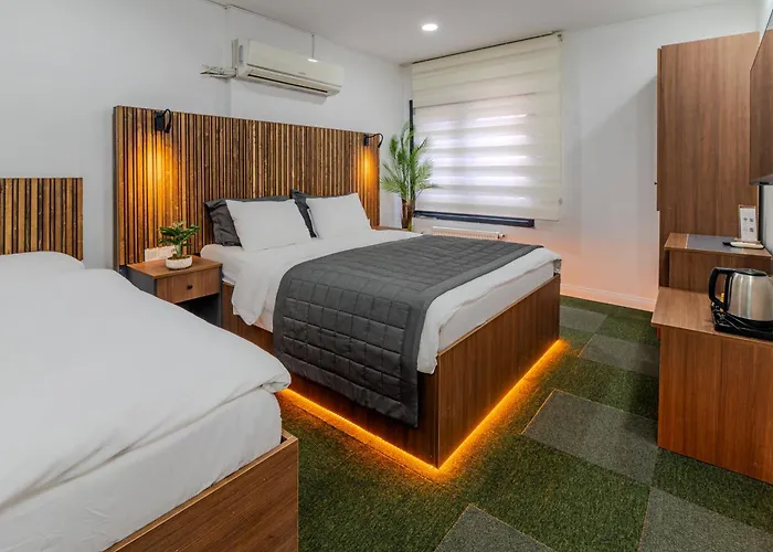 Hotel Vicolo Kadikoey 3*